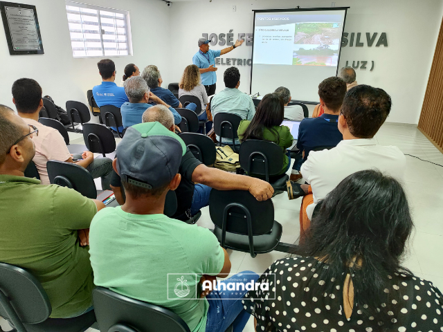 Alhandra sedia reunião ordinária do Comitê de Bacias Hidrográficas do Litoral Sul
