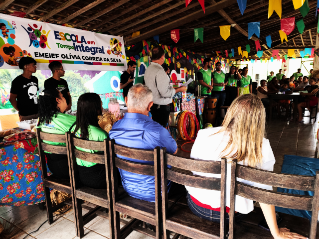 Alhandra anuncia implantação da primeira Escola em Tempo Integral do município
