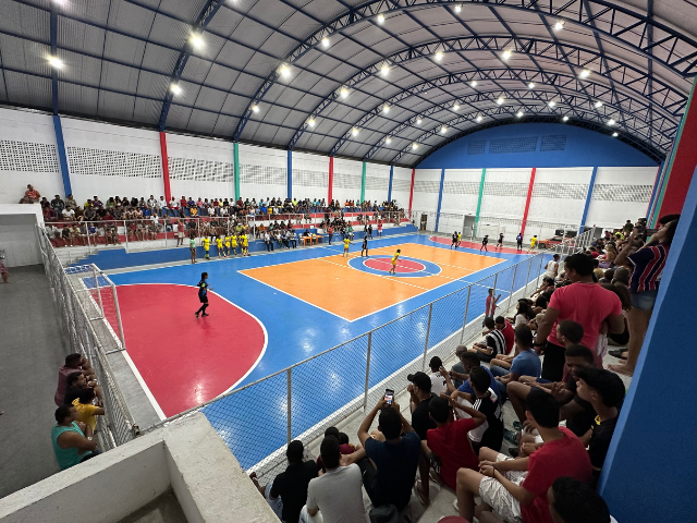 Amistosos de futsal feminino e masculino reúne seleção de Alhandra, Mata Redonda e Itambé, no ginásio poliesportivo, em Mata Redonda
