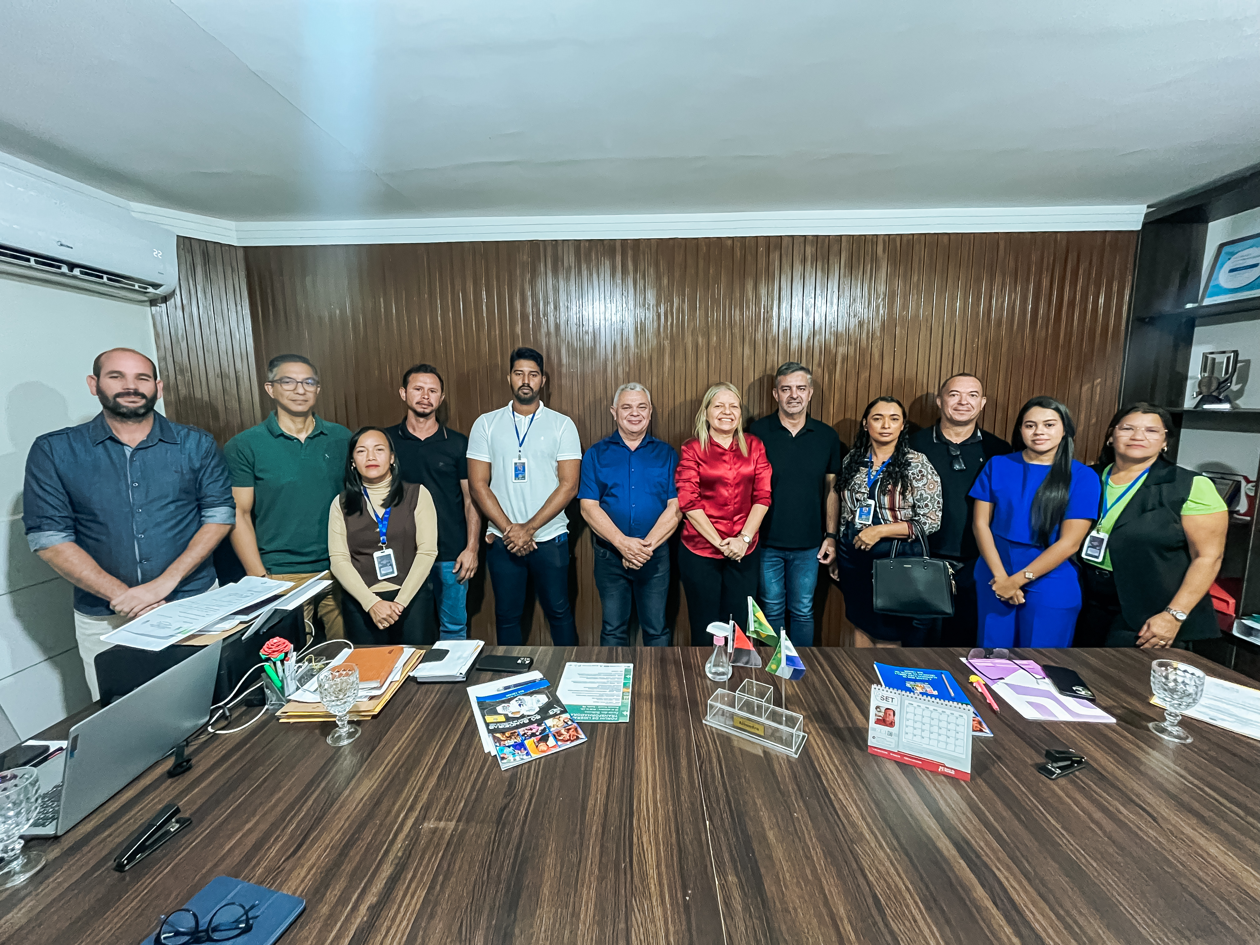 Prefeitura de Alhandra e SEBRAE alinham ações conjuntas para o Fórum de Liderança Transformadora – Costa das Falésias