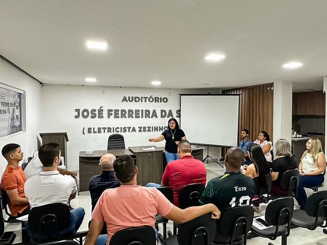 Prefeitura de Alhandra realiza reunião intersetorial para articulação da 2ª Conferência Municipal da Cidade