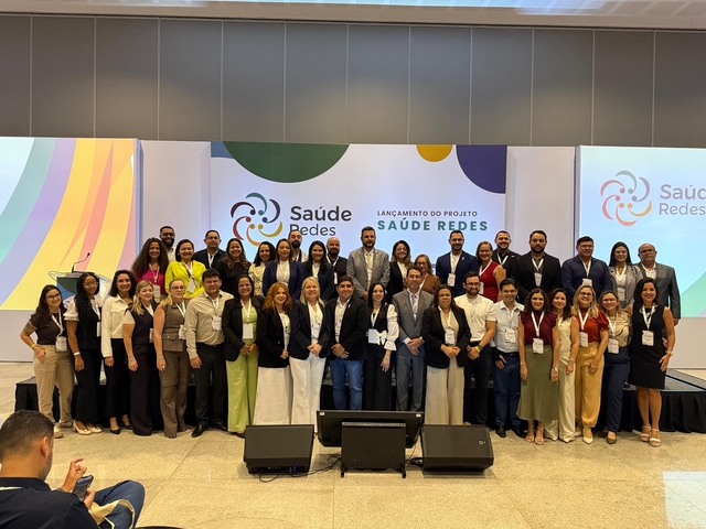 Alhandra avança na regionalização da saúde e participa, em Brasília, do lançamento do Projeto Saúde Redes 