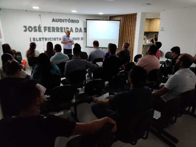 Secretários de Alhandra passam por capacitação sobre a Nova Lei de Licitações e Delegação de Competência
