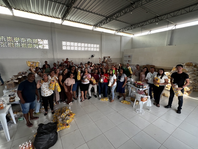 CRIANÇARTE 2025: Prefeitura de Alhandra dá início à produção dos brindes e reforça preparativos para uma edição inesquecível 