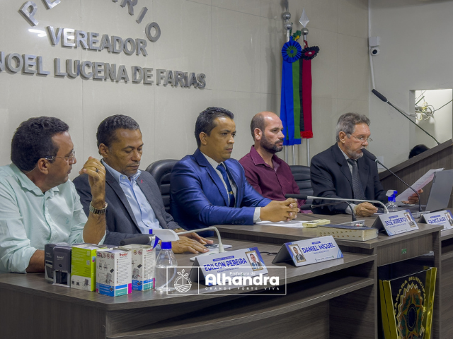 Prefeitura de Alhandra realiza Audiência Pública da LDO 2025 na Câmara Municipal
