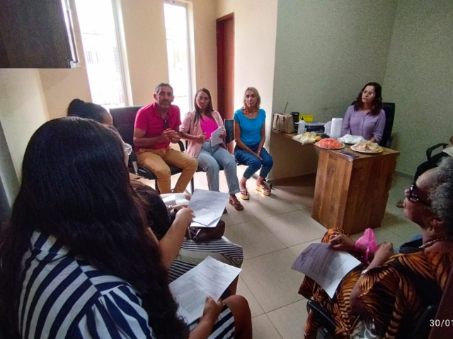 Prefeitura de Alhandra realiza primeira reunião do ano do Conselho Municipal de Assistência Social e define planejamento para 2025