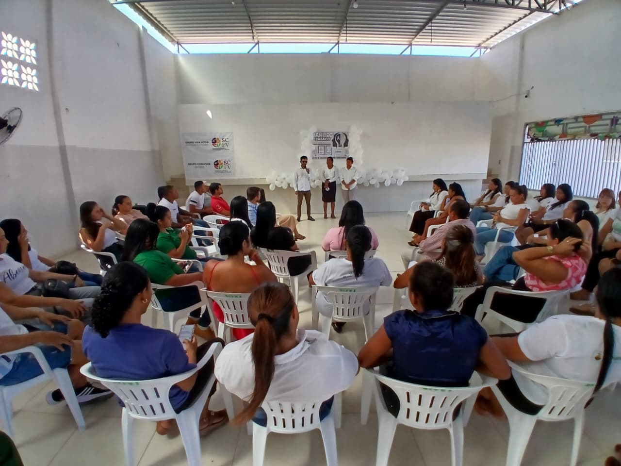 CRAS de Alhandra promove ação do Janeiro Branco com palestra e serviços de cuidado à saúde mental