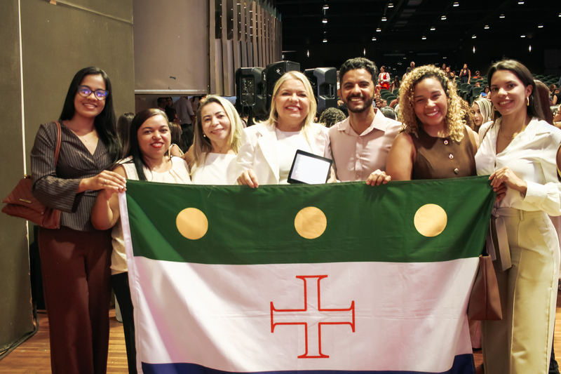 Alhandra recebe Selo Prefeitura Parceira das Mulheres e reafirma compromisso com políticas de proteção e inclusão