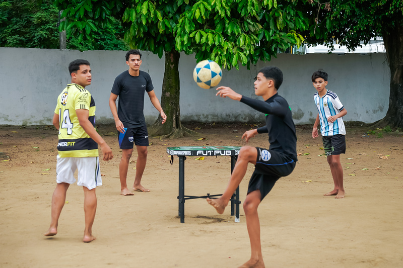Alhandra realiza 1º Torneio de Futmesa e amplia incentivo ao esporte e à juventude